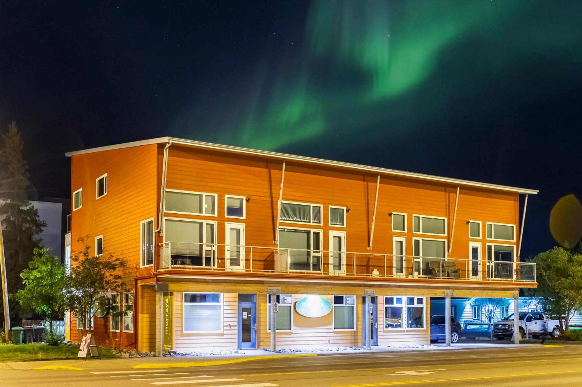Nn - The Flame - Downtown 1-Bed 2-Bath Whitehorse Exterior foto